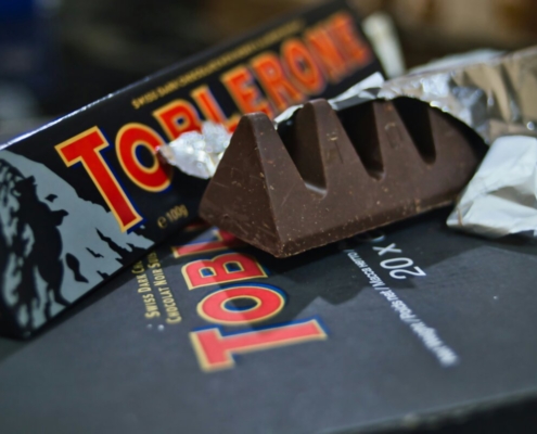 chocolate-bar-on-black-box-stockpack-unsplash.jpg chocolate bar on black box