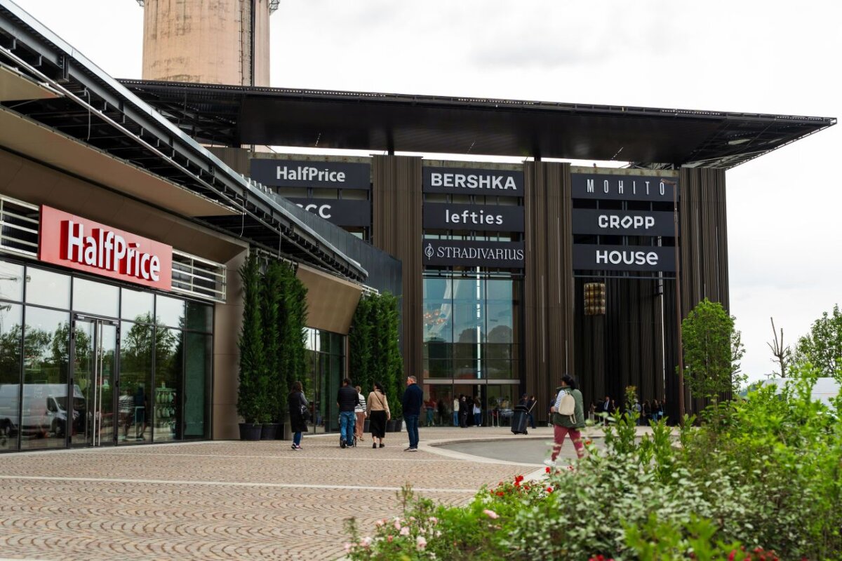 S-a inaugurat Iulius Mall Suceava în variantă extinsă, după o investiție de 40 de milioane de euro