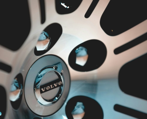 black-and-white-car-wheel-stockpack-unsplash.jpg
