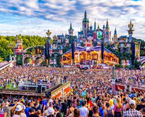 Tomorrowland-1600x1000