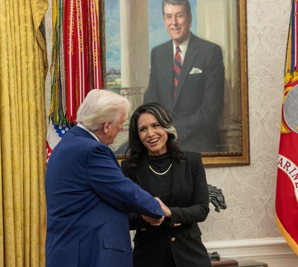 tulsi_gabbard_donald_trump