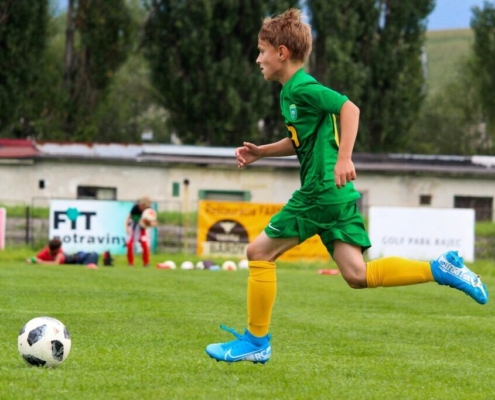 football-sport-beh-ball-children-match-league-footballer-athlete-action-stockpack-pixabay.jpg football, sport, beh, ball, children, match, league, footballer, athlete, action