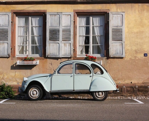automobile, antique car, citroen duck, window, building, architecture, old, city, travel, historic center, renault, wissem castle, alsace, automobile, automobile, window, window, window, window, window, building, city, travel