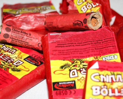 firecrackers, sylvester, fireworks, explosion, killer, pop, bumm, turn of the year, fuse, annual financial statements, cracker, fireworks leftovers, waste, d-firecrackers, firecrackers, firecrackers, firecrackers, firecrackers, firecrackers