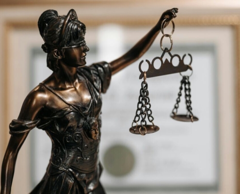 themis-figurine-at-lawyers-office-stockpack-pexels.jpg Themis figurine at lawyers office