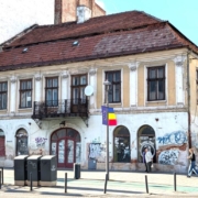 clădire veche fatada cluj-napoca cluj eroilor neintretinut Copyright foto Contactati www.afaceri.news