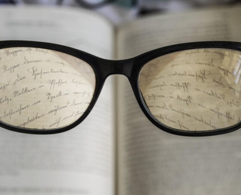 glasses-reading-book-read-education-study-student-smart-class-elegant-eye-glasses-business-intelligence-stockpack-pixabay.jpg glasses, reading, book, read, education, study, student, smart, class, elegant, eye glasses, business, intelligence