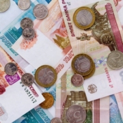 russian-ruble-banknotes-and-coins-stockpack-pexels.jpg Russian ruble banknotes and coins