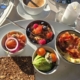 mic dejun breakfast avocado somon bacon omleta copyright foto contactati afaceri.news