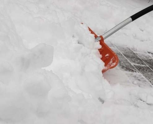 snow-winter-hauling-snow-and-chipping-rooms-clean-side-walk-path-shovel-snow-shovel-stockpack-pixabay.jpg snow, winter, hauling, snow and chipping, rooms, clean, side walk, path, nature, shovel, snow shovel
