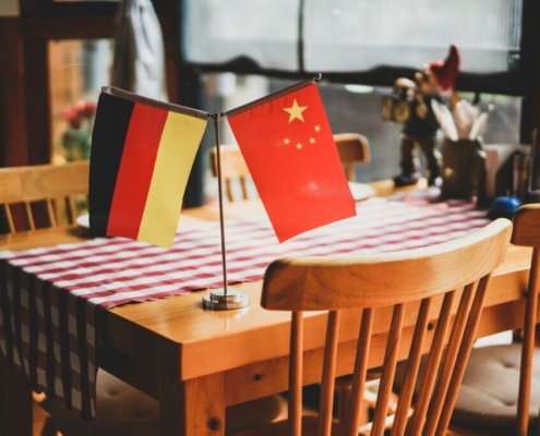 table-stockpack-unsplash.jpg Table