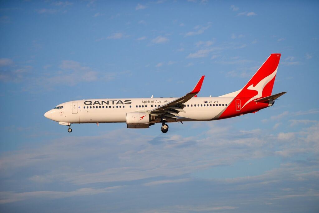 air-plane-landing-qantas-australian-melbourne-airport-fling-kangaroo-pilot-stockpack-pixabay.jpg air plane, landing, qantas, australian, melbourne airport, fling kangaroo, pilot, qantas, qantas, qantas, qantas, qantas
