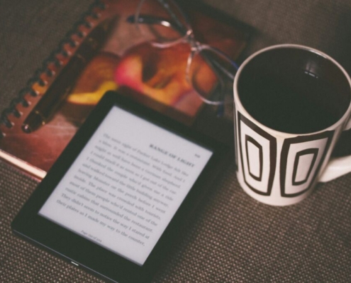 kindle-and-coffee-stockpack-unsplash.jpg kindle and coffee