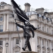 Banksy statuie