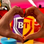 LoveBrand_BT