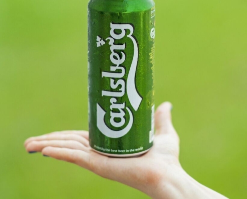 beer, green, drink, macro, alcohol, fun, beautiful wallpaper, tin, box, carlsberg, product, delicious, acidic, sparkling, food, sociability, chat, background, iphone wallpaper