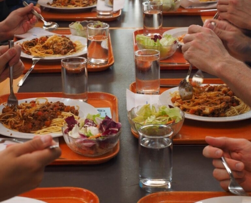 meal, canteen, dish, nourishment, industrial kitchen, spaghetti, tomato sauce, to eat, munch, food, to reach, spatula, mass-produced, big kitchen, canteen, canteen, canteen, canteen, canteen