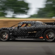 lego-technic-koenigsegg-sadair-s-spear