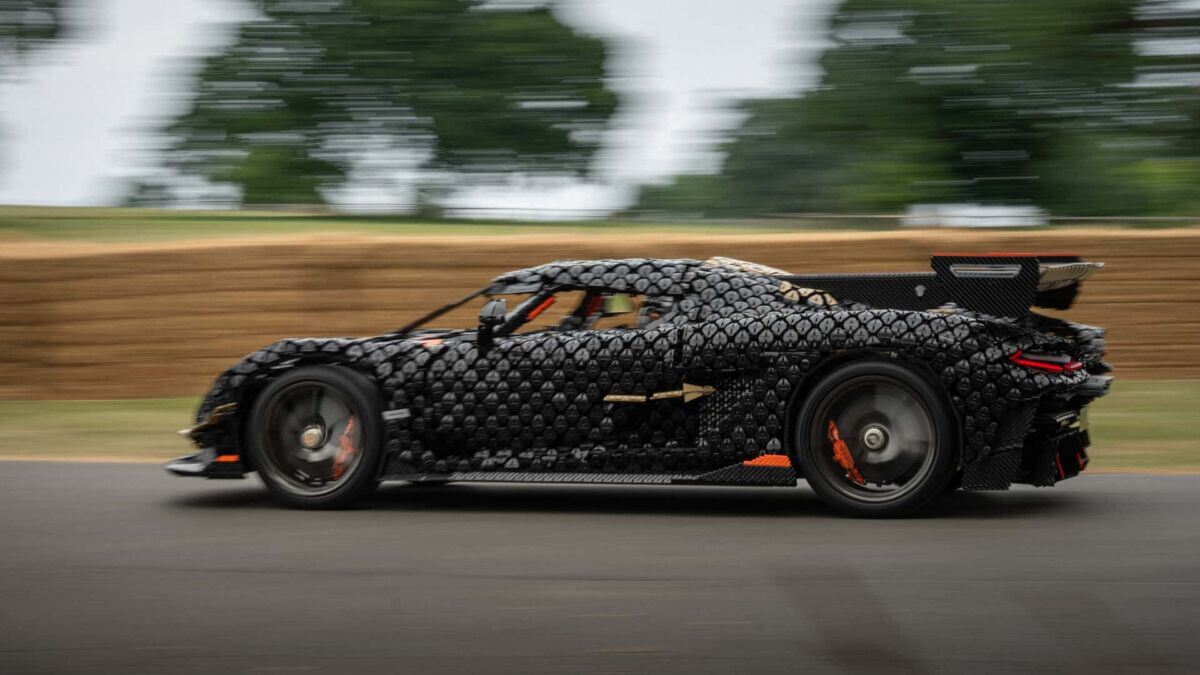 lego-technic-koenigsegg-sadair-s-spear