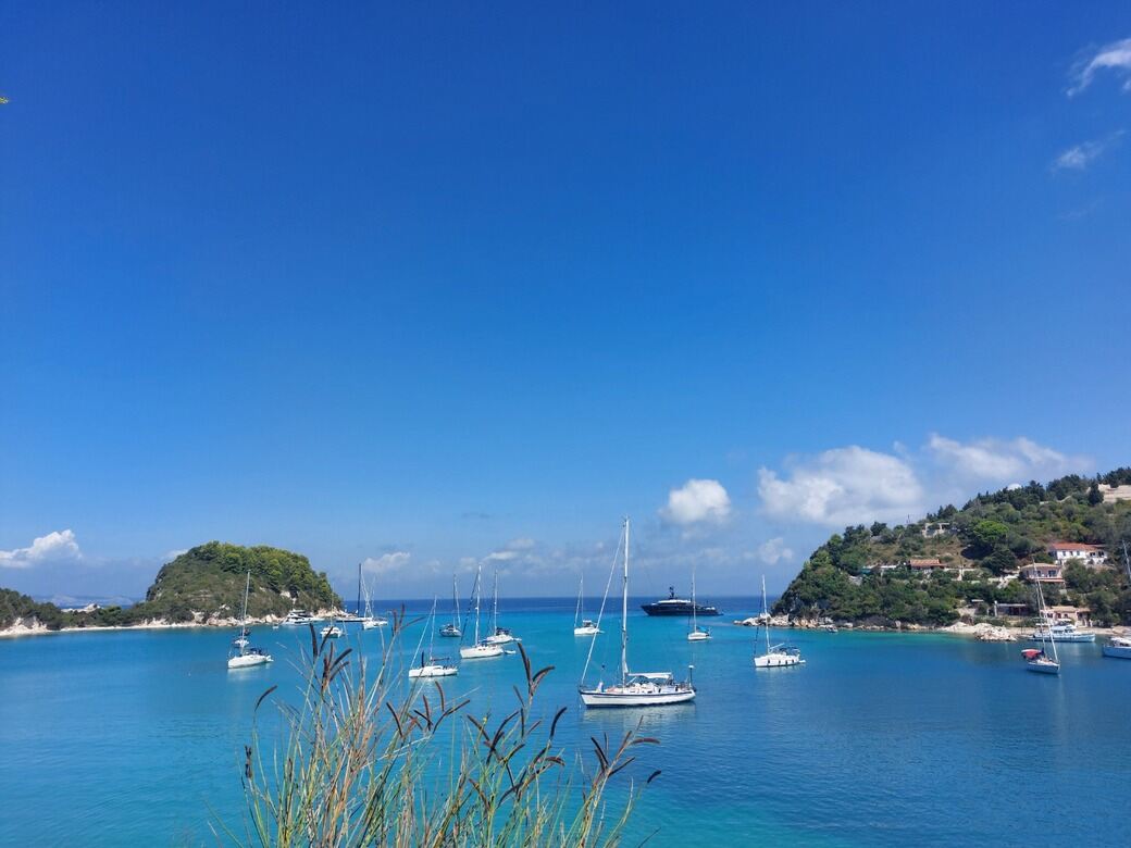Grecia plaja beach Paxos grecia beach plaja paxos corfu iaht barca