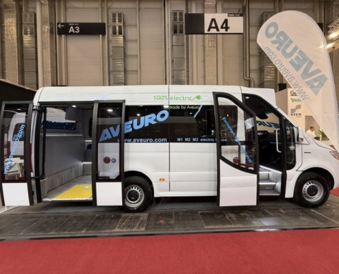 Aveuro microbuz electric