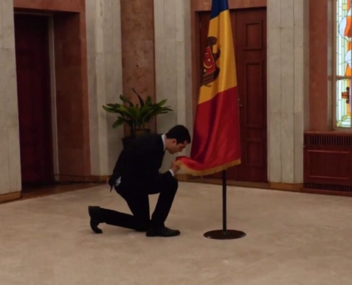 nasui-depune-juramantul_govRMoldova