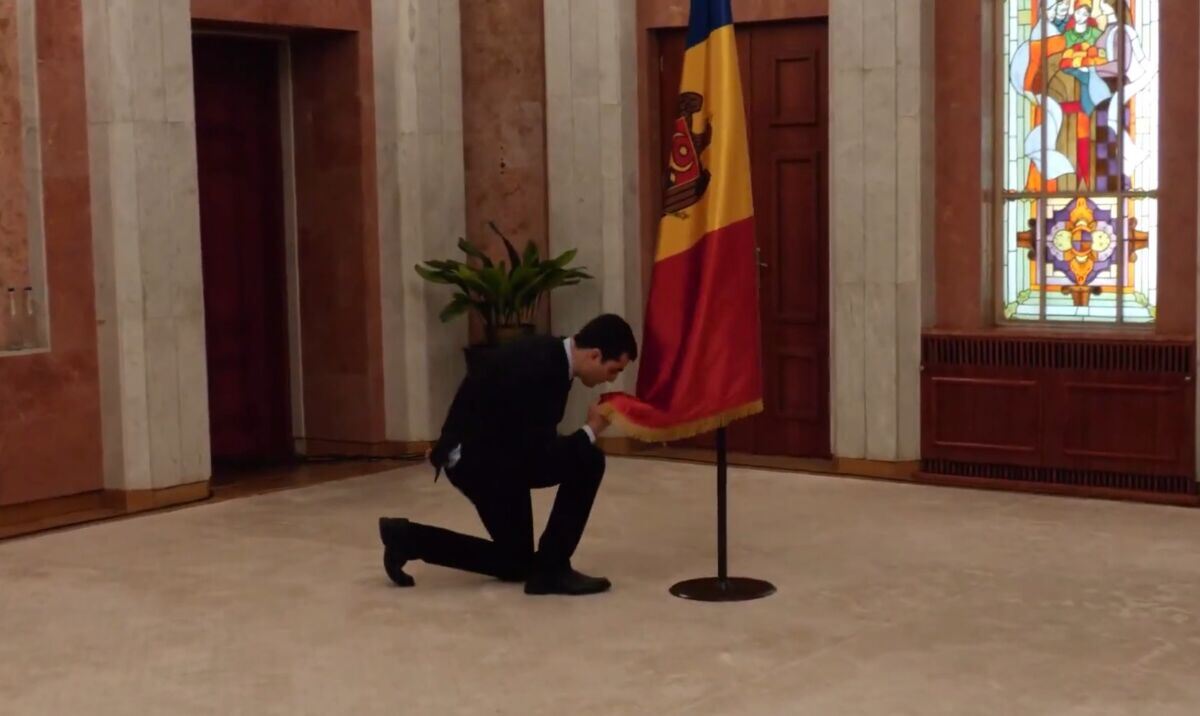 nasui-depune-juramantul_govRMoldova