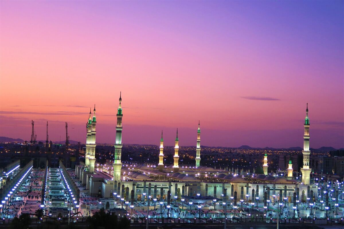 mosque-masjid-al-nabawi-sunrise-medina-minarets-city-religion-islam-architecture-building-historic-sky-beautiful-saudi-arabia-ravza-masjid-stockpack-pixabay.jpg mosque, masjid al nabawi, sunrise, medina, minarets, city, religion, islam, nature, architecture, building, historic, sky, beautiful, saudi arabia, ravza, masjid